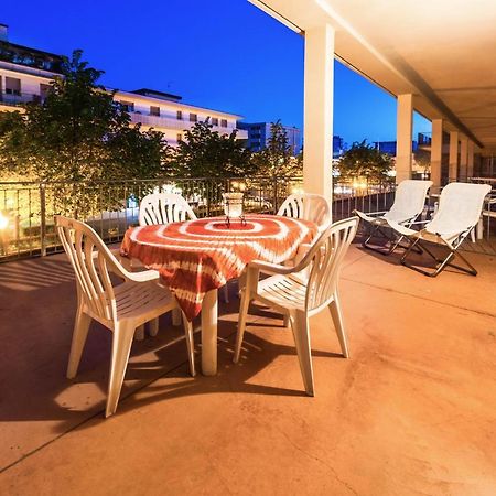 Condominio Res. Palace Bibione Buitenkant foto