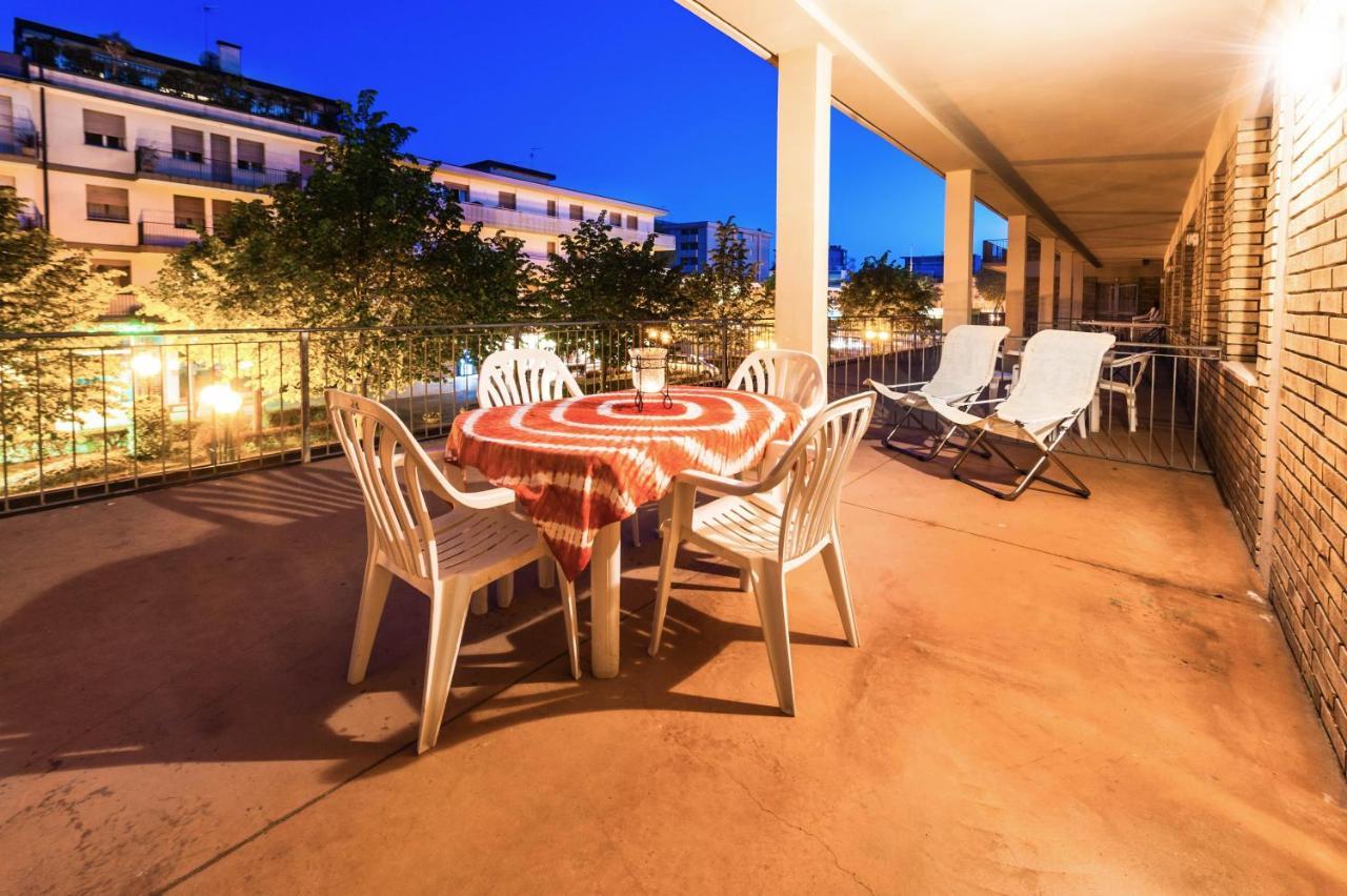 Condominio Res. Palace Bibione Buitenkant foto