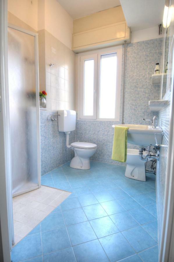 Condominio Res. Palace Bibione Buitenkant foto