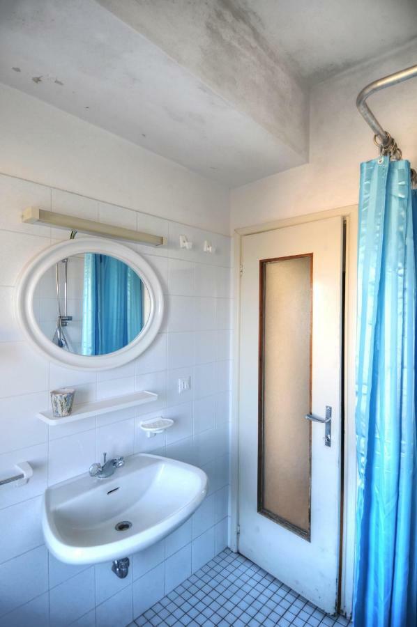 Condominio Res. Palace Bibione Buitenkant foto